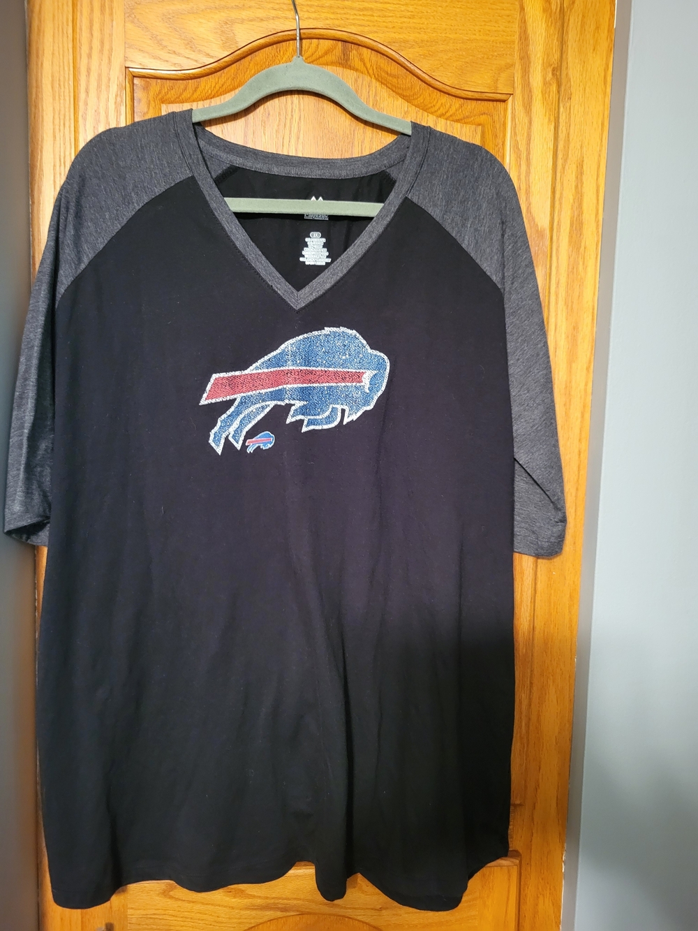 Womens Majestic Buffalo Bills Black & Gray V-Neck Tee Size 2X